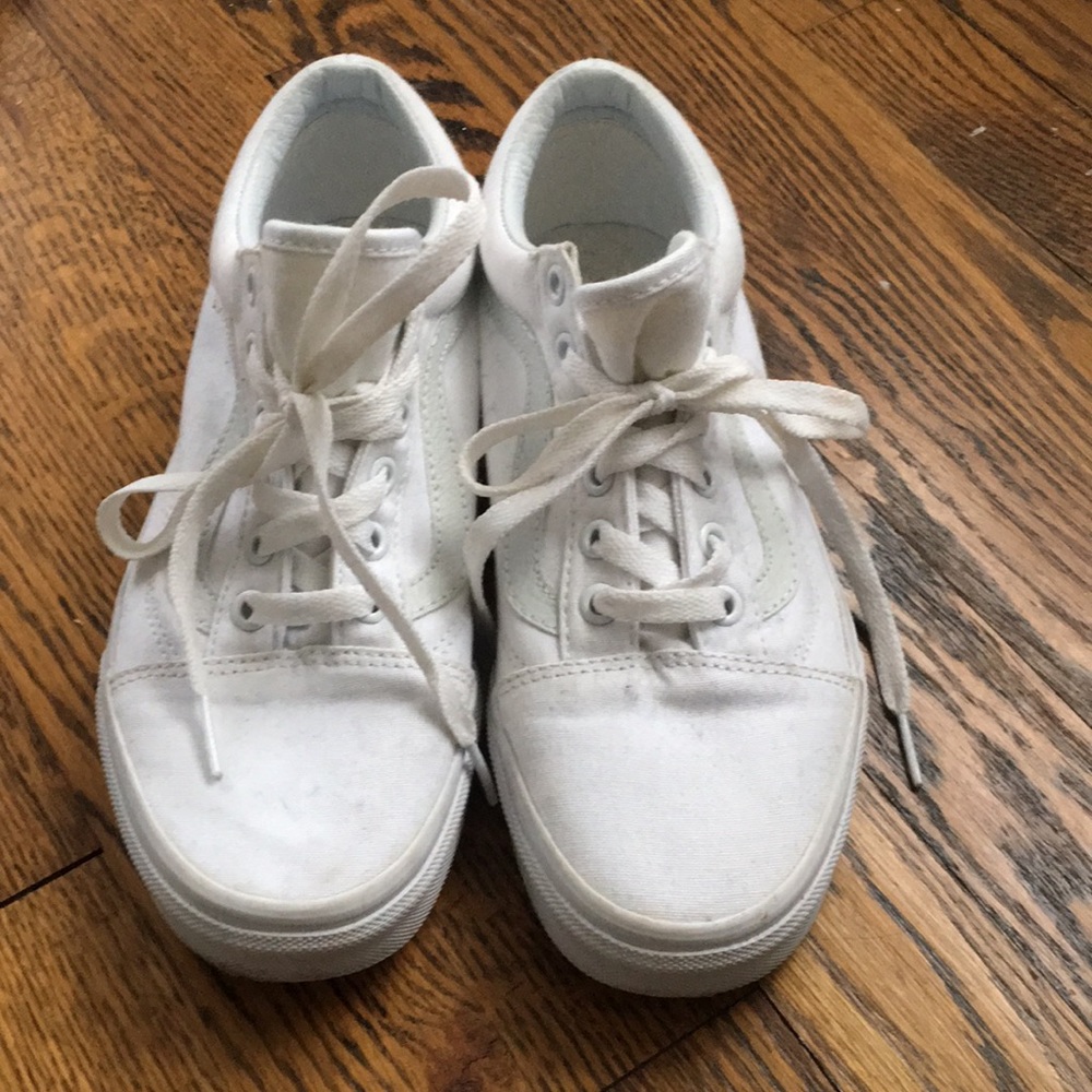 Vans Old Skool Mono White Skate Shoes (women’s)